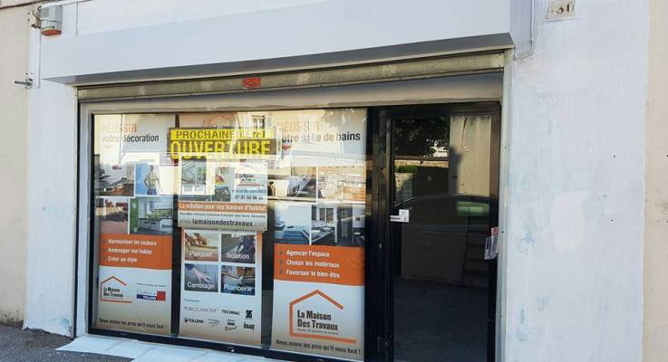  Devanture avant travaux agence La Maison Des Travaux de Brie-Comte-Robert 77170