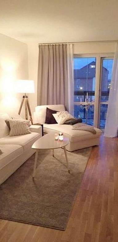 Parquet clair dans un salon en long - Arras 62