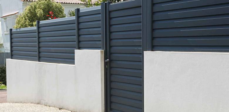 Portail en aluminium