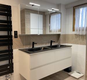 Meuble double vasque blanc et armoire de toilette double