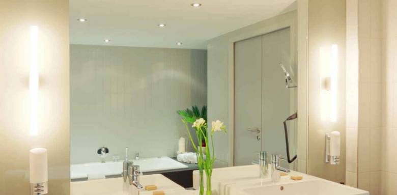 Rénovation des salles de bain d'un hôtel à Paris 15