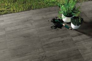 Terrasse grès cérame façon bois