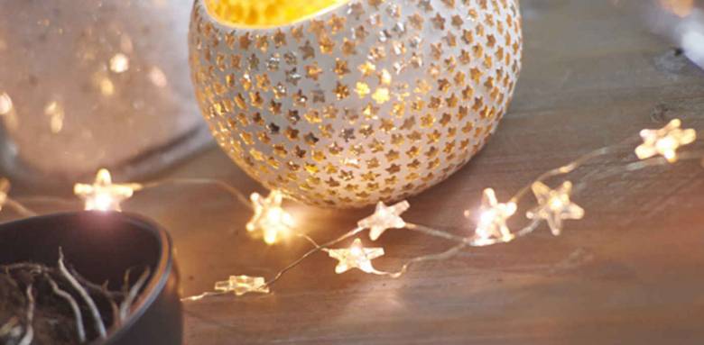 Illuminez votre dîner avec la guirlande chemin de table !