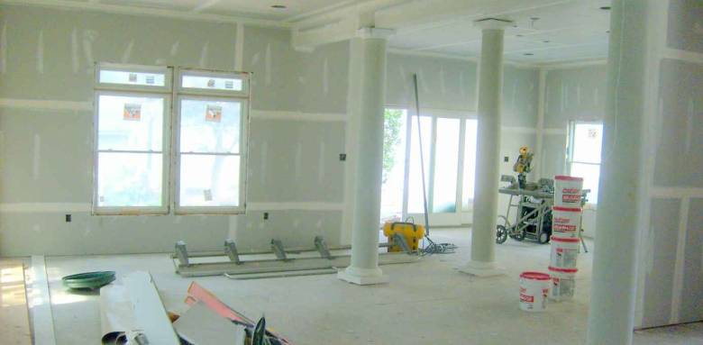 Travaux de cloisonnement et isolation des murs