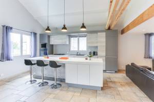 Revêtement de sol de cuisine en dallage de pierre naturelle - Nantes 44