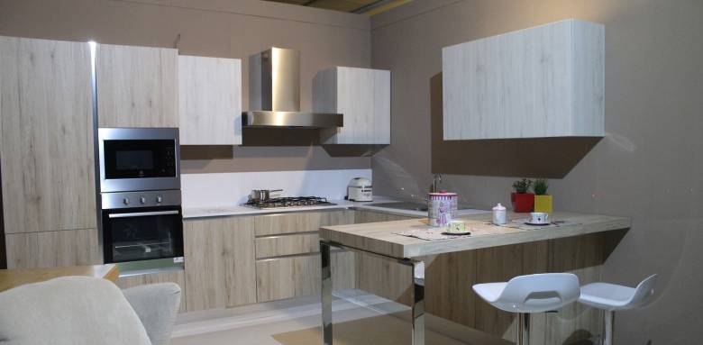 Cuisine américaine avec coin repas