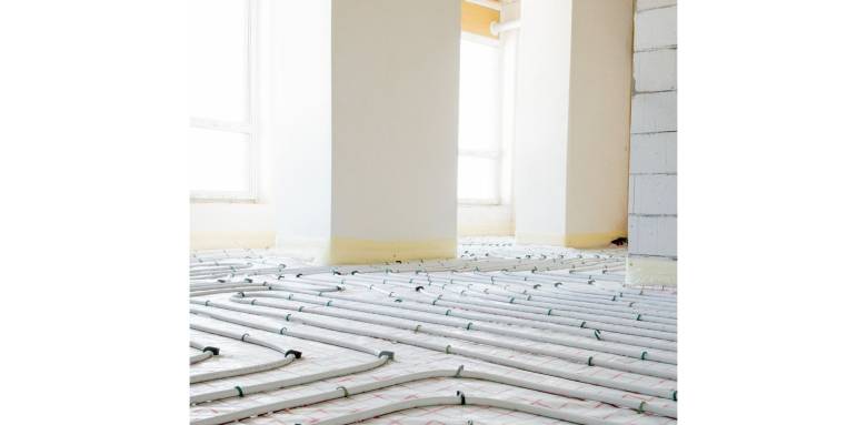 Chaleur au sol : découvrez les planchers chauffant dans votre salle de bain – Granville 50400