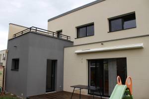 Surélévation d'une maison contemporaine 