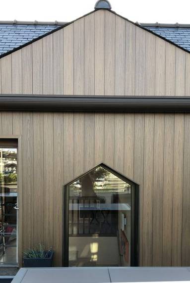 Bardage en PVC imitation bois 