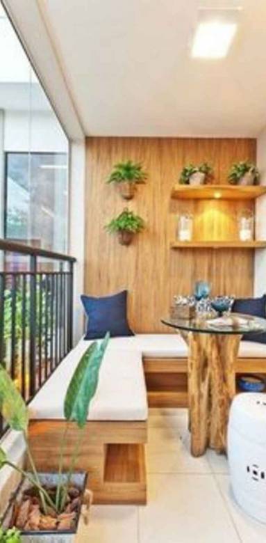 Aménager un coin repas sur le balcon - Nantes 44