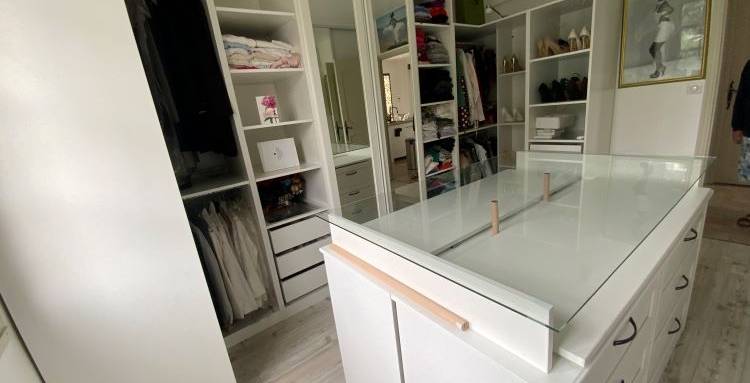 Avantages d'une pièce dressing