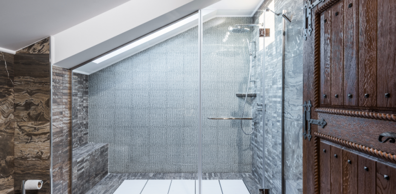 Salle de bain sous combles Craponne