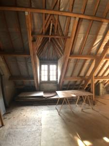 Combles aménageables avec gros potentiel dans les Yvelines
