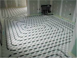 Plancher chauffant à eau chaude