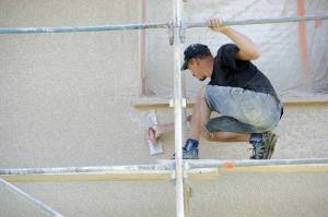 Ravalement de façade - pose de crépi -