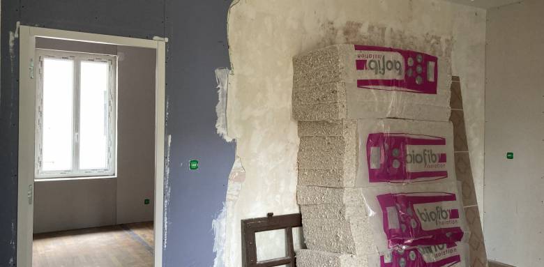 Isolation de murs et toiture en panneaux de Chanvre Coton et Lin