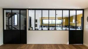 Verrière et ses portes vitrées industrielle