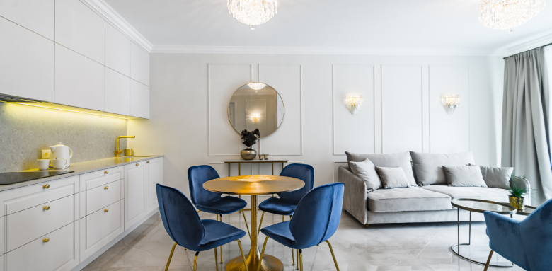 Optimisez l'espace de votre appartement avec des astuces de rénovation simples et efficaces.