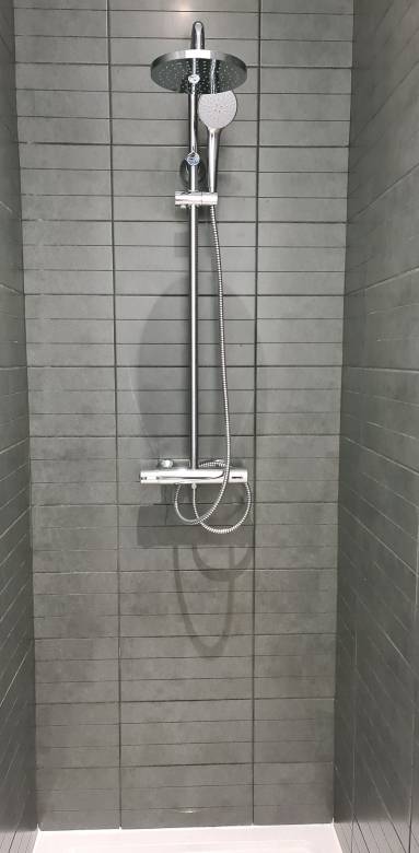 Robinetterie Ciel de Pluie dans salle d'eau complémentaire