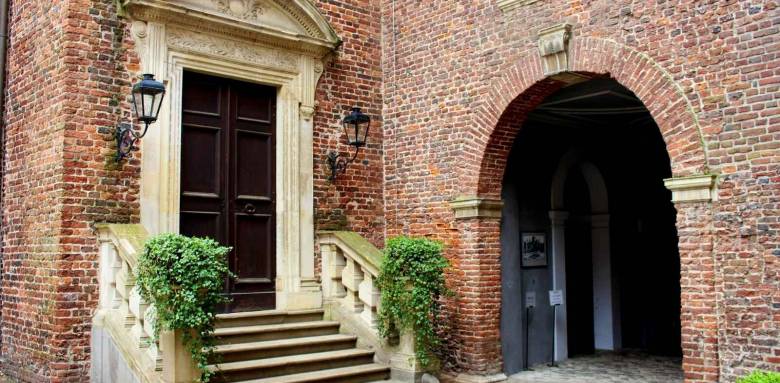 Créer un dressing dans une entrée - 50320 La Haye Pesnel