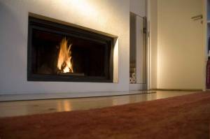 Pose d'une cheminée à gaz par LA MAISON DES TRAVAUX D'ANNECY