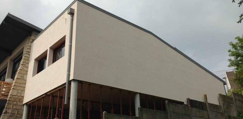 Extension de maison sur pilotis en Essonne