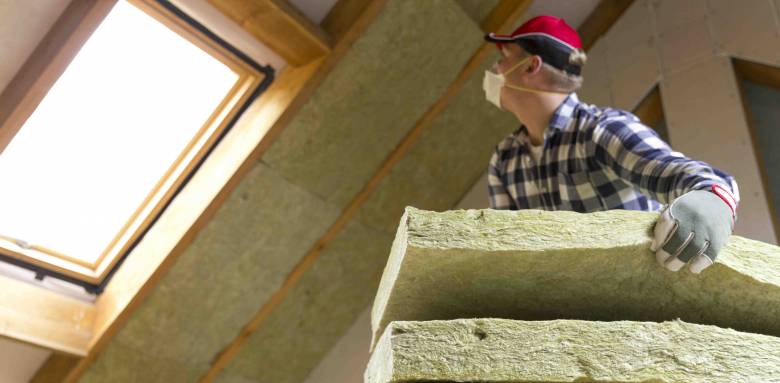 Rénovation enérgétique des combles en panneau de laine de bois