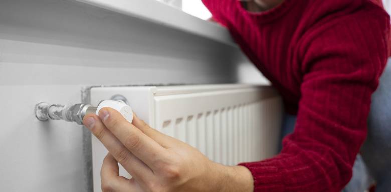 Radiateur hydraulique raccordé à une pompe à chaleur air-eau en appartement - Nantes 44