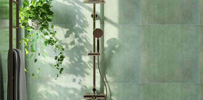 Un bel espace de douche à domicile