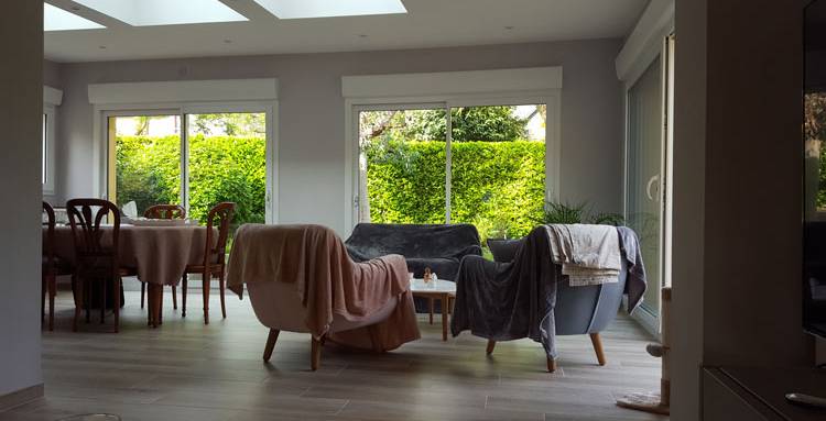 Espace et lumière avec une extension