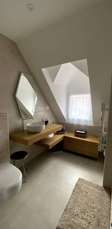 Salle de bains sous rampant