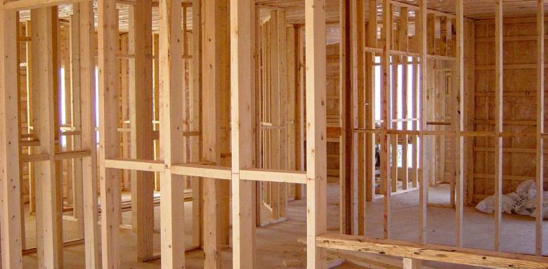 La surélévation de maison en bois est une solution très avantageuse.