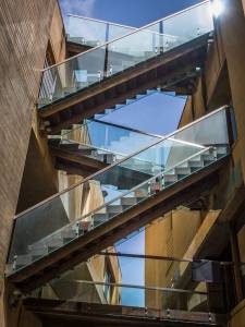 Escalier suspendu