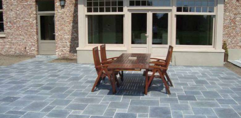 Terrase en pierre de bourgogne