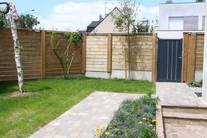 Allées de jardin avec dénivelé et pas japonais