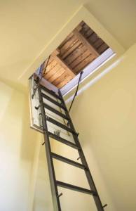 Installer un escalier escamotable à Trouville