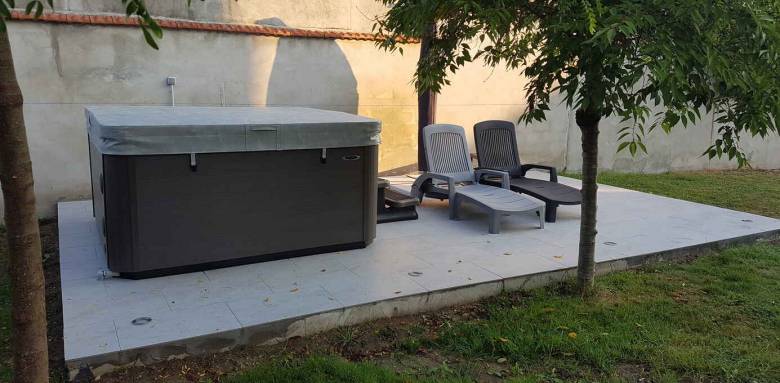 Construction d'une terrasse pour un spa en Seine et Marne