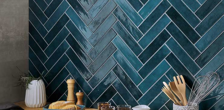 Cuisine avec une crédence en carreaux zelig