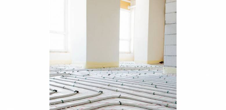 Chaleur au sol : découvrez les planchers chauffant dans votre salle de bain – Granville 50400