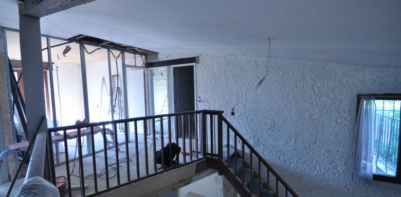 Relooker un escalier ancien avec la Maison des Travaux !