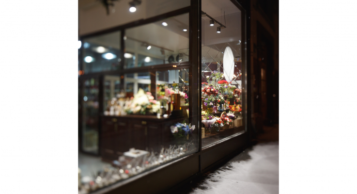 Les Menuiseries pour Son Magasin – Choisir des Solutions Adaptées pour Valoriser Votre Commerce