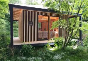 Cabane d'architecte bois à toit plat