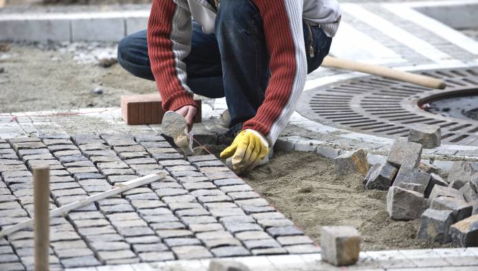 Comment réussir le terrassement avant la construction de votre maison