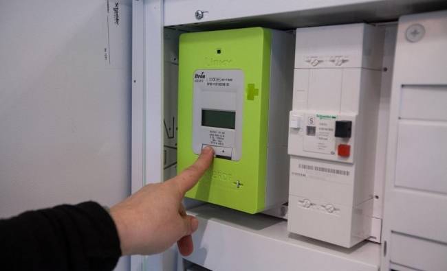 Pourquoi mon compteur électrique disjoncte et que faire (Ain 01) ? - La