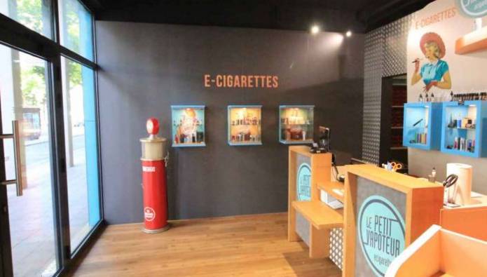 Rnovation et amnagement d'une agence de e-cigarette au Mans (72000) - Nos  rnovations de magasins - La Maison Des Travaux Entreprise