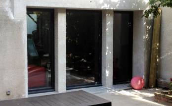 Transformation d'une fenêtre en porte-fenêtre près de Landerneau (29)