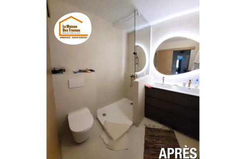 aménagement salle de bains, rénovation salle de bains design, douche moderne, carrelage beige, salle de bains sur-mesure