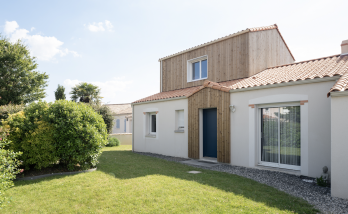 Surélévation d'une maison en ossature bois de 30 m² aux Sorinières - exterieur 3