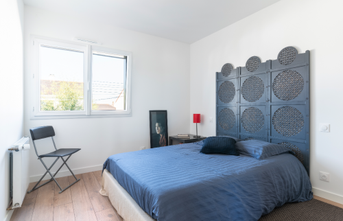 Création d'une surélévation de 70 m² et rénovation intérieure à Saint-Sébastien-sur-Loire - rénovation chambre