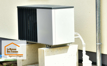 Installation d’une pompe à chaleur air/eau sur socle béton à Bon-Encontre. Un exemple d’intégration technique réussie pour un chauffage performant et économe.